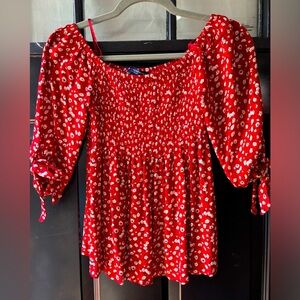 Size M Top. Tie sleeves